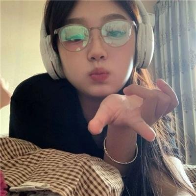 若情人般吻我